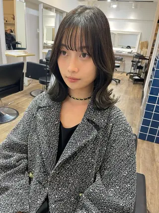 ミディアム カラー オリーブカラー 特化　　kaiのヘアスタイル