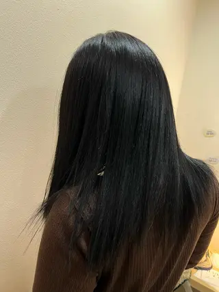 カラー 國友 亜純のヘアスタイル