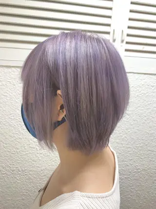 ショート カラー 嶋村夏実🌼レイヤー 🌸白髪ぼかしのヘアスタイル