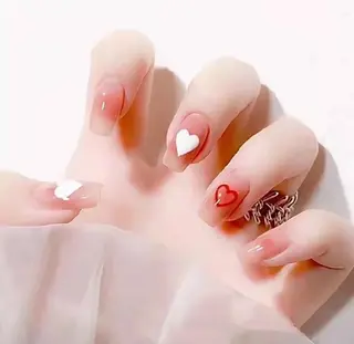 ネイル Theone栄店 伊藤のネイルデザイン