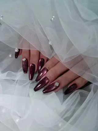 ネイル NEO Beauty Salon所属・𝐍𝐄𝐎 𝐉𝐔𝐑𝐈のネイルデザイン