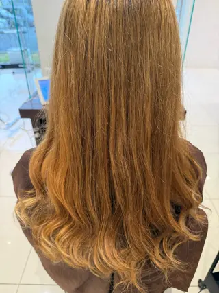 ロング カラー ASAKI Earthのヘアスタイル