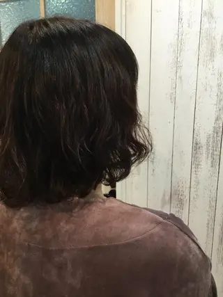ミディアム カラー パーマ embrace エンブレイスのヘアスタイル