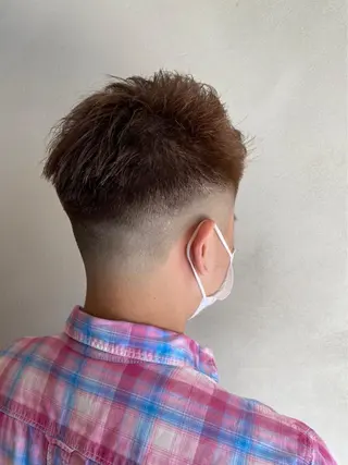 カラー メンズ 上石神井メンズパーマ 飯田徹のヘアスタイル