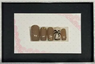 ネイル AurorA Enaのネイルデザイン