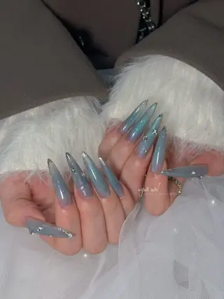 ネイル Y U K Iのネイルデザイン