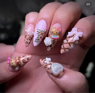 ネイル Hina 池袋 長だしチップ専門店のネイルデザイン