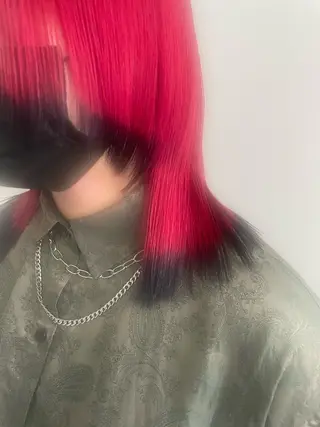 カラー 🎀ボブ＋ハイトーン シュカ👶🏻のヘアスタイル