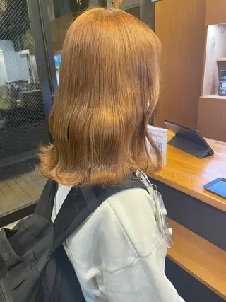 ミディアム カラー ヘアアレンジ satsuki 暖色・ブラウンカラーのヘアスタイル