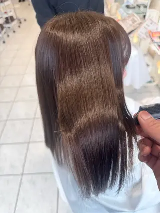 ミディアム 山下竣介 ヘアカラー専門美容師のヘアスタイル