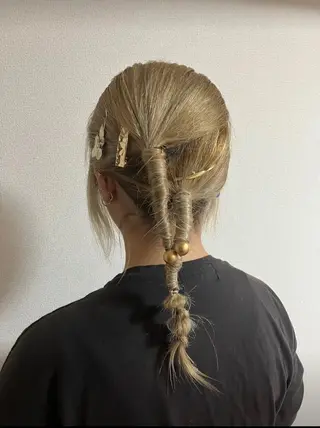 ヘアアレンジ 🦔Laulu 菅原綾乃のヘアスタイル