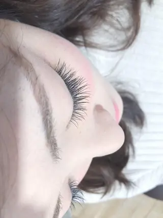 マツエク・マツパ 🤎ベージュカラー 🐶メンズパーマのヘアスタイル