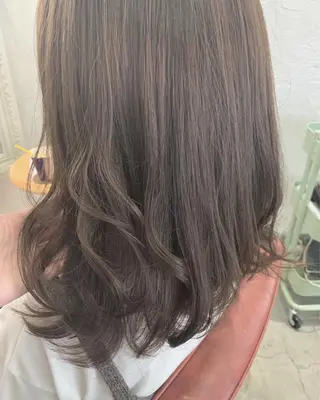 ロング カラー fio マナミのヘアスタイル