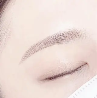 アイブロウ Lumiere_ cocoのマツエク・マツパデザイン