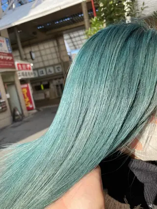 セミロング カラー カラー特化型美容師 保住のヘアスタイル