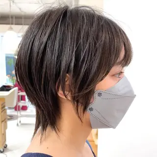 ショート カラー 平田 健一のヘアスタイル
