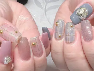 ネイル 芦辺 香奈のネイルデザイン
