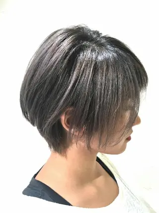 ショート カラー 【髪質改善美容師】t occa茨木篠原健太のヘアスタイル