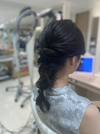 セミロング ヘアアレンジ newi銀座所属・大人髪質改善/ 源美晴のヘアスタイル