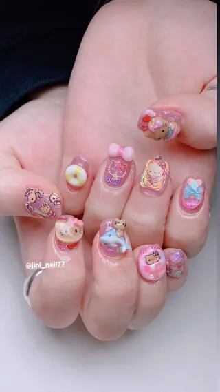 ネイル JINI NAIL所属・ジニ ネイルのネイルデザイン