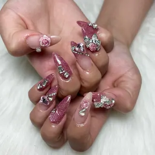 ネイル adorable 〈Kurumi〉のネイルデザイン