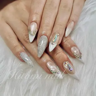 ネイル 大澤 瞳のネイルデザイン