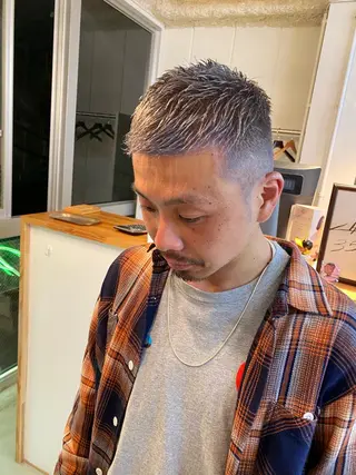 カラー パーマ メンズ 八谷 将平のヘアスタイル