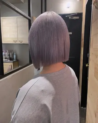 ショート カラー hisano / ハイトーン・透明感のヘアスタイル