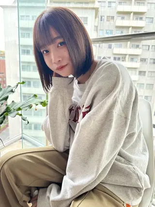 ショート KAZUKI新宿 カット　パーマのヘアスタイル