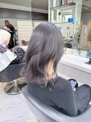 ミディアム カラー ヘアアレンジ 顔まわりカット の達人のヘアスタイル