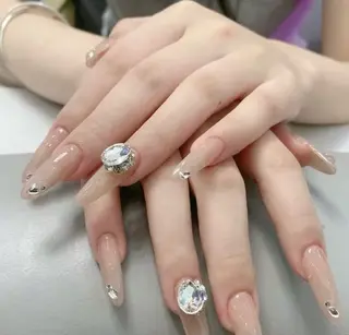 ネイル 高木 維麗絲のネイルデザイン