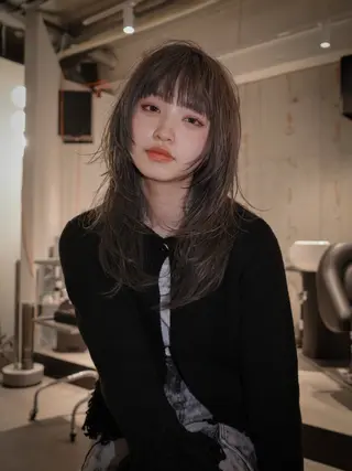 ロング カラー 中島 祐希のヘアスタイル