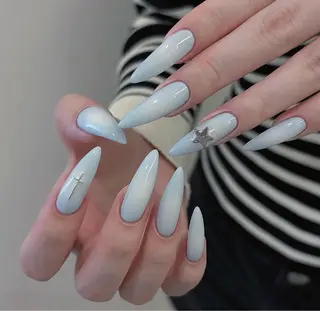 ネイル ネイリスト シンのネイルデザイン