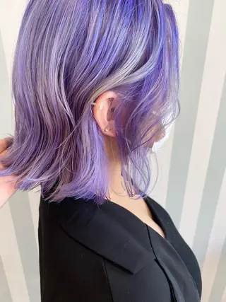 ミディアム カラー ベージュ/インナー カラー🤍Rieのヘアスタイル