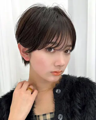 ショート ショートヘア くすみカラー、大場猛のヘアスタイル