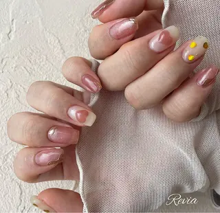 ネイル revia所属・ERI Nailistのネイルデザイン