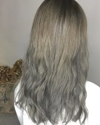 ロング カラー パーマ ヘアアレンジ エグチ アキラのヘアスタイル