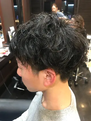 パーマ メンズ 藤本 麻衣のヘアスタイル
