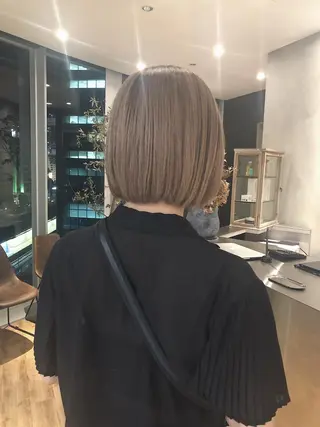 ショート カラー 艶カラー×似合わせ カットshihomiのヘアスタイル