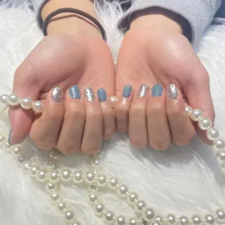 カラー INF ネイルサロンのネイルデザイン