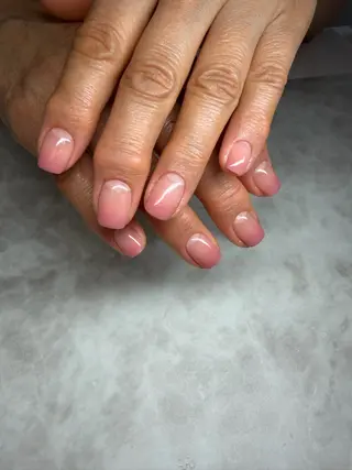 ショート ダンビーニャム サロールのネイルデザイン