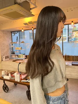 ロング カラー エクステ ハイトーン 💭黒崎ハルカのヘアスタイル