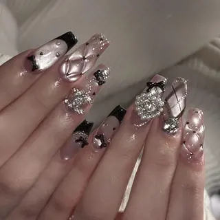 ネイル Dark Honey nozomiのネイルデザイン