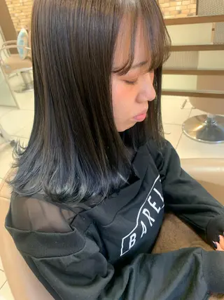 セミロング カラー 羽エクステ🩷 🤍まき🤍のヘアスタイル