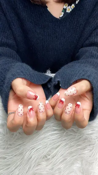 ネイル Nikoネイルサロン中野店所属・merci リカのネイルデザイン