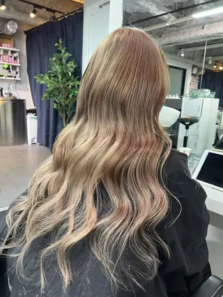 ロング カラー ハイトーン&髪質改善 ＆韓国エクステ🤎のヘアスタイル