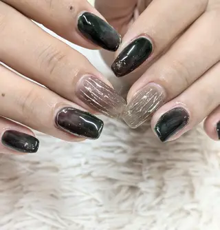 ネイル 會田 瑠衣のネイルデザイン