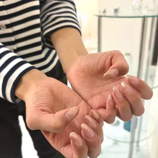 ネイル 寺戸 優粋のネイルデザイン