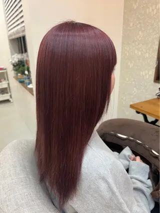 セミロング 村松陸斗 メテオストレートのヘアスタイル