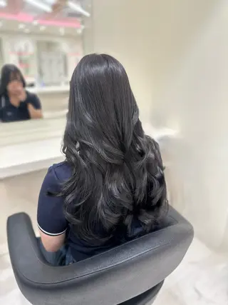 ロング カラー ブリーチなし ミルクティー齋藤晴のヘアスタイル